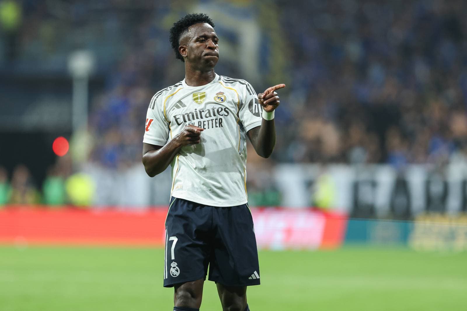 "Arsenal" Vinisius uchun 123 million yevro taklif qildi, "Real" rozi emas